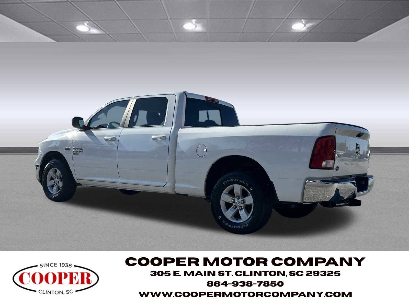 Used 2020 RAM 1500 Classic SLT AWD/4WD image 5