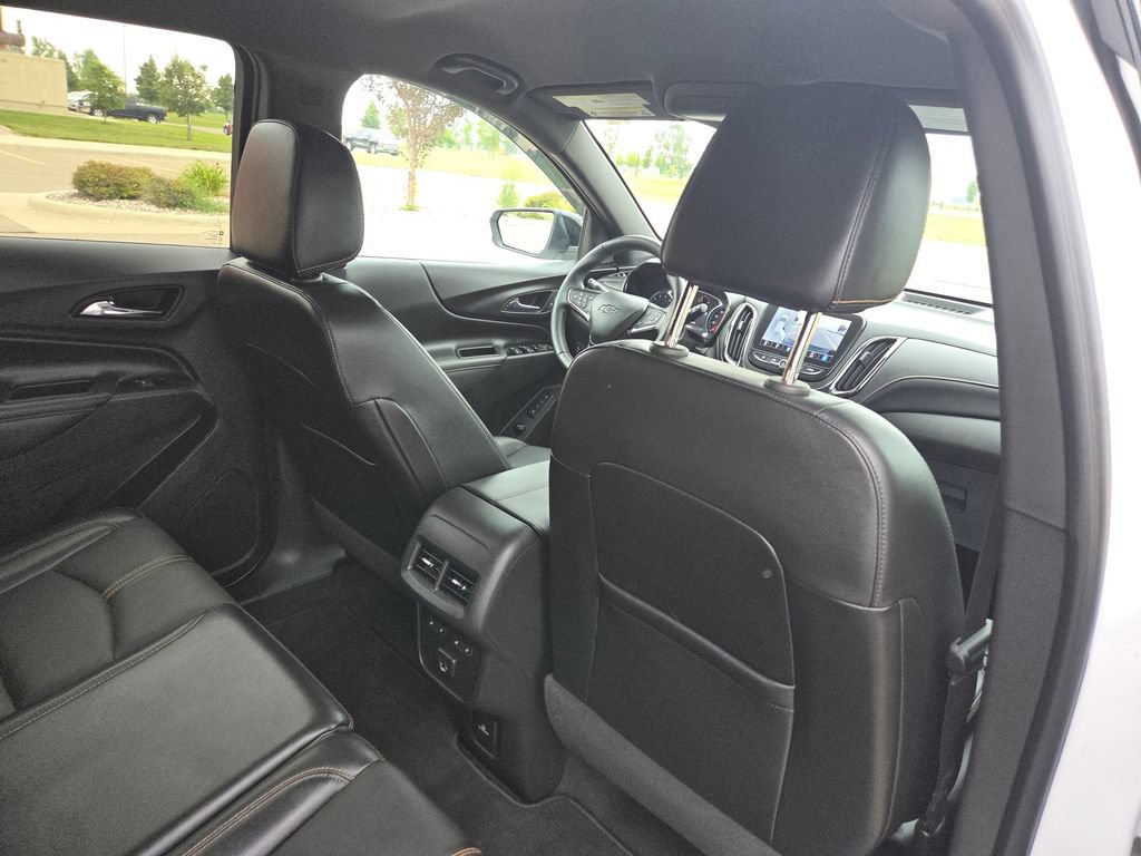 Used 2023 Chevrolet Equinox Premier AWD/4WD image 40