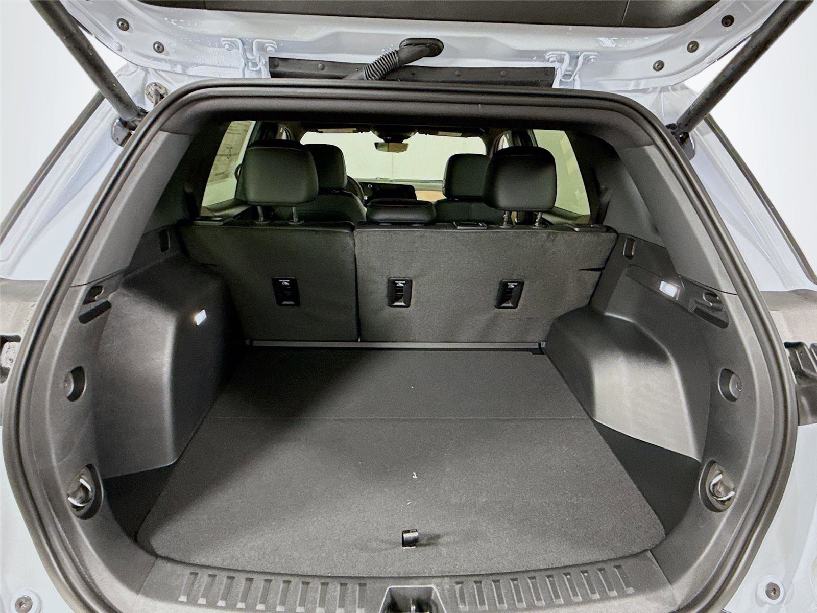 New 2026 Chevrolet Equinox ACTIV w/ Convenience Package III image 20