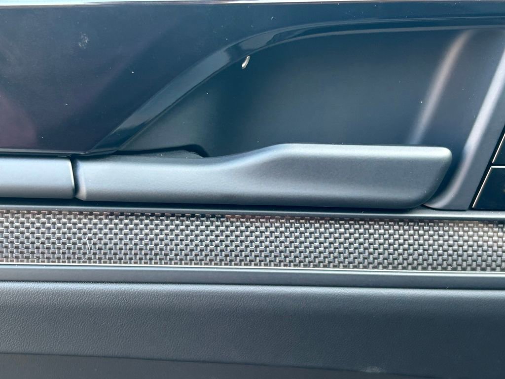 Used 2025 Porsche Cayenne GTS AWD/4WD image 28