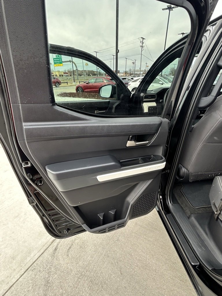 Used 2024 Toyota Tacoma TRD Off-Road image 14