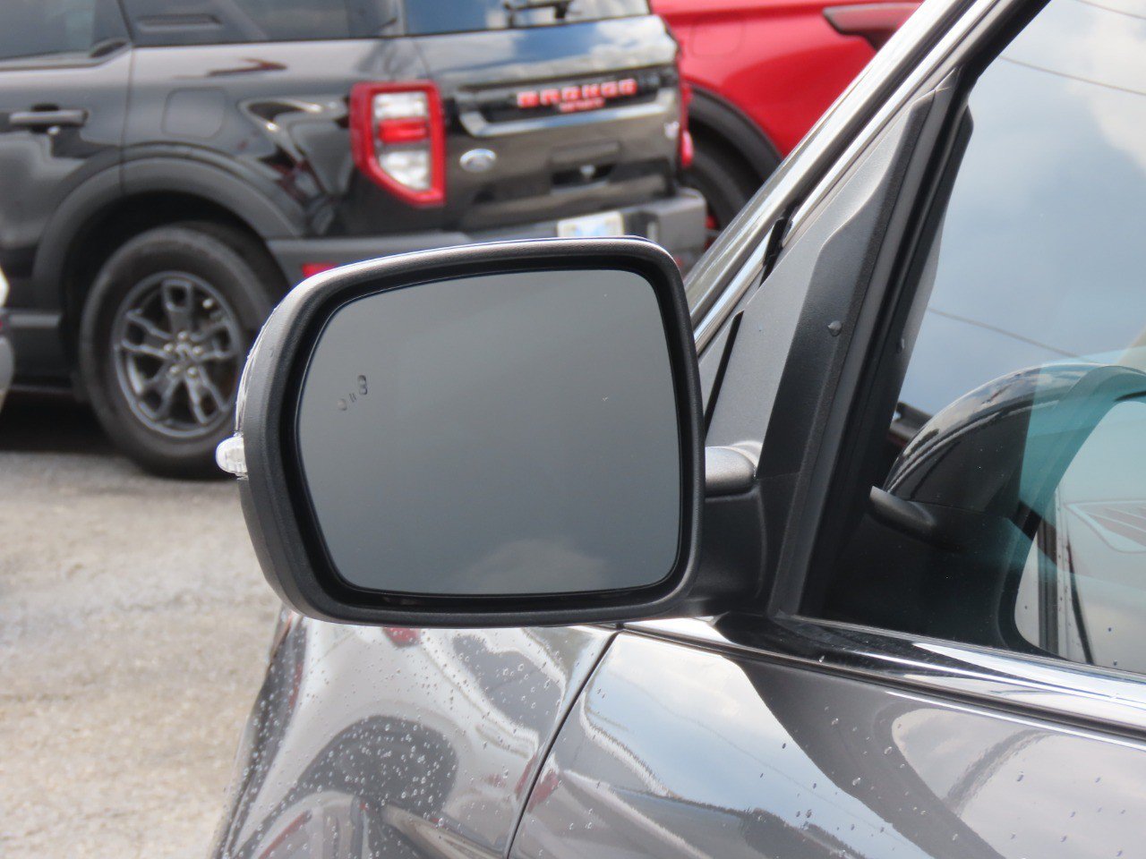 Used 2023 Ford Edge Titanium AWD/4WD image 19