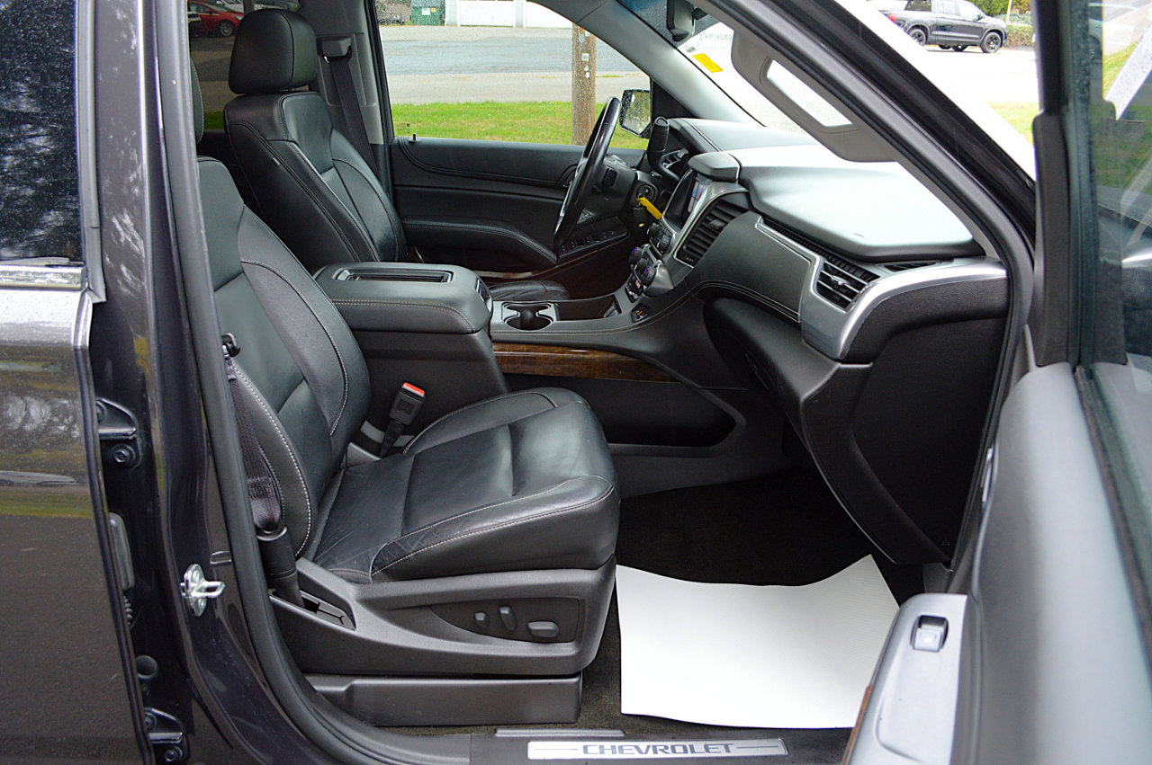 Used 2017 Chevrolet Tahoe LT image 19