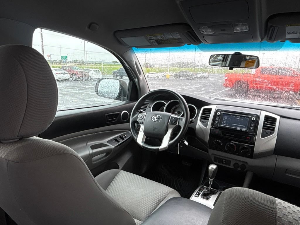 Used 2015 Toyota Tacoma PreRunner w/ SR5 Package RWD image 27
