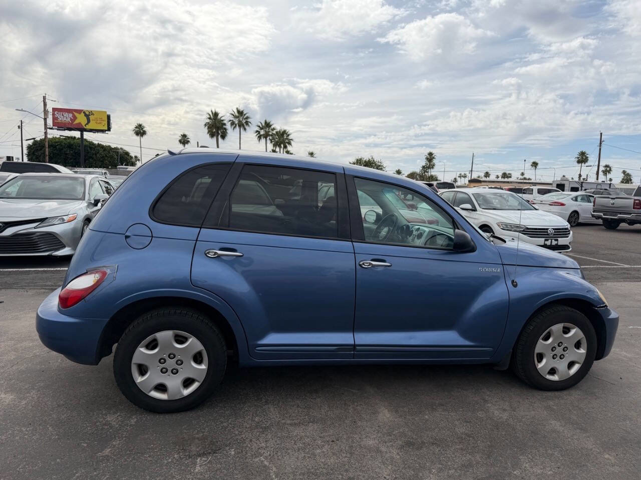 Used 2006 Chrysler PT Cruiser Touring FWD image 9