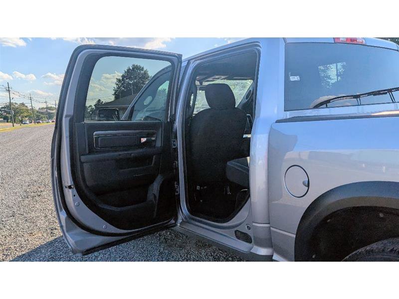 Used 2024 RAM 1500 Classic Warlock image 10