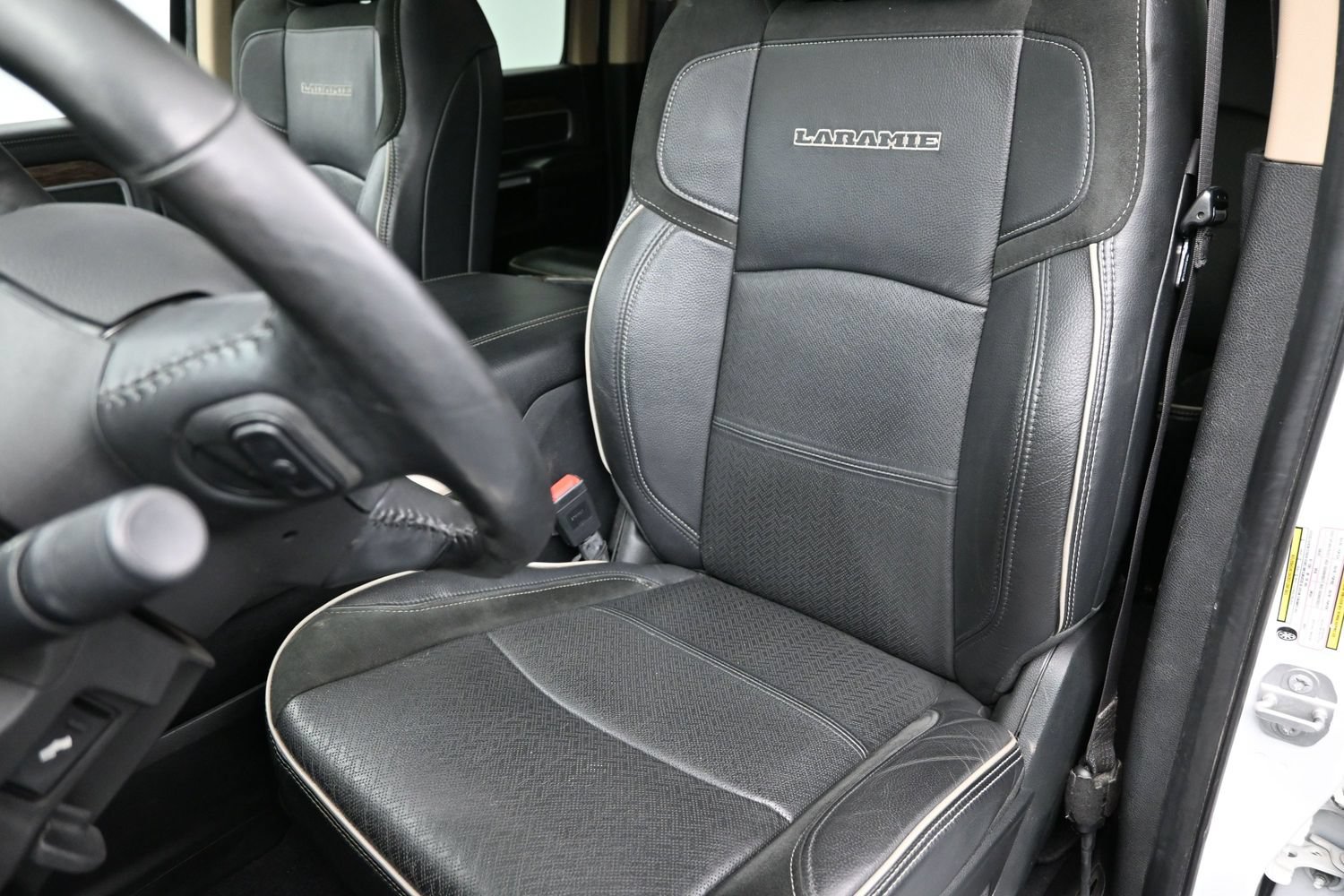 Used 2019 RAM 2500 Laramie AWD/4WD image 21