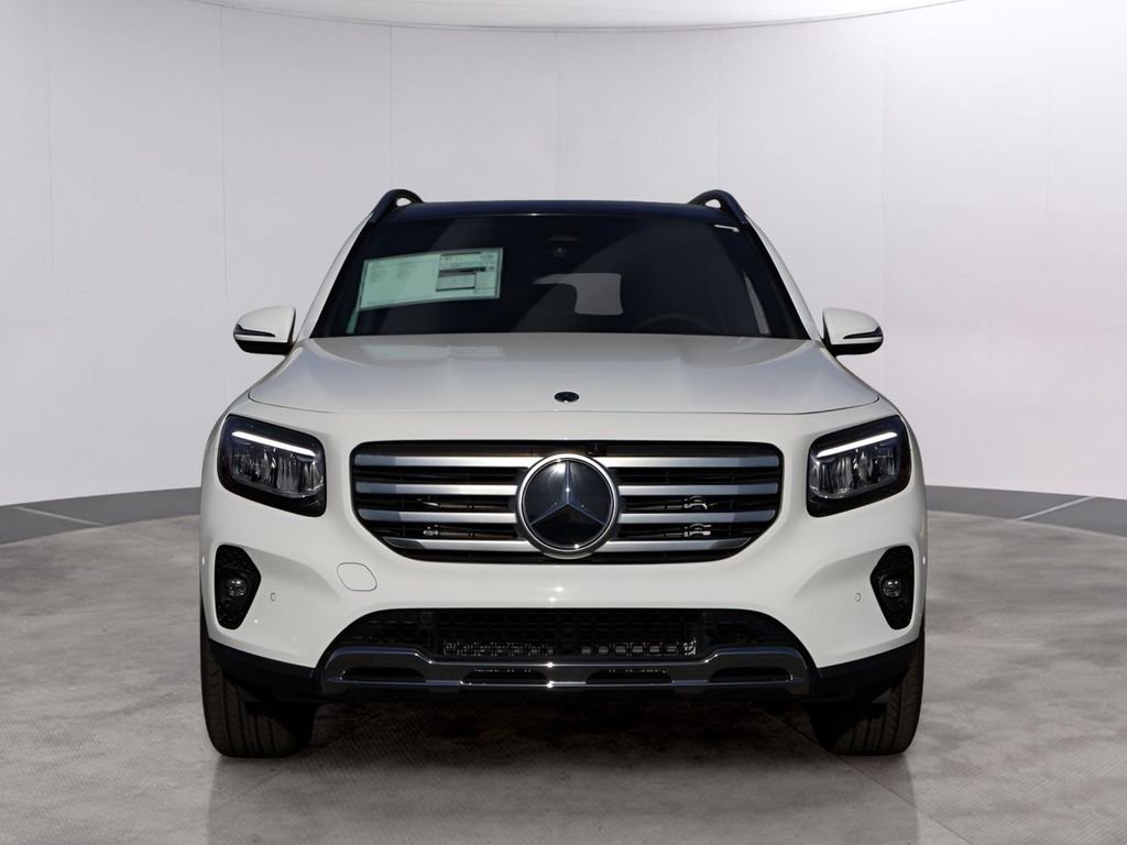 New 2026 Mercedes-Benz GLB 250 4MATIC image 2