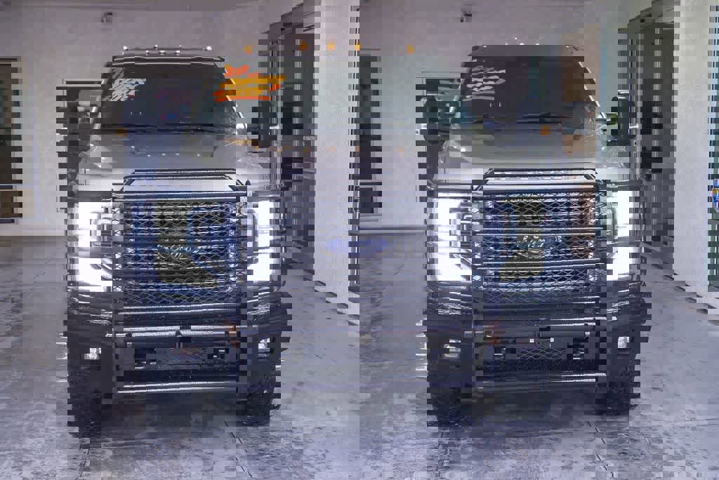 Used 2020 Ford F350 XL w/ STX Appearance Package image 2