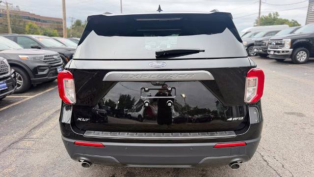 Certified 2023 Ford Explorer XLT w/ Equipment Group 202A AWD/4WD image 7