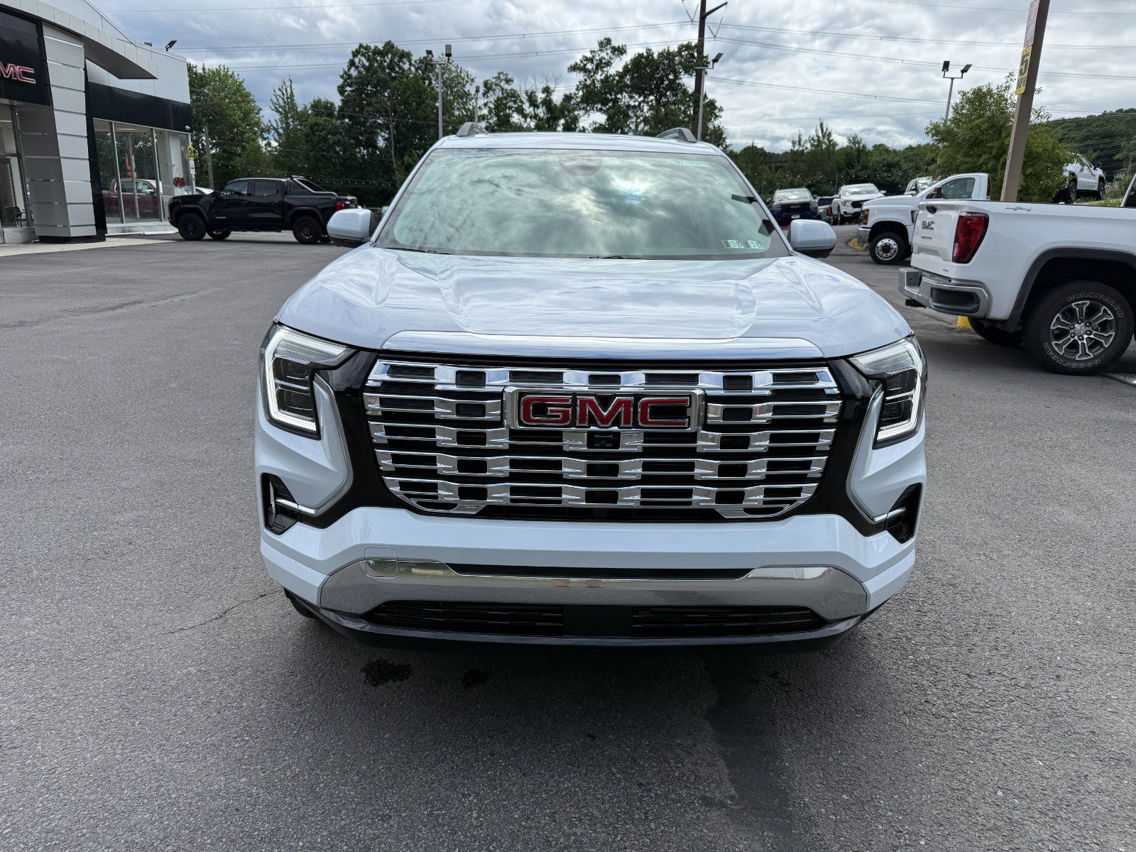 New 2027 GMC Terrain Denali AWD/4WD image 8