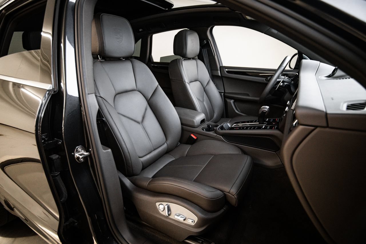 Certified 2026 Porsche Macan S AWD/4WD image 29