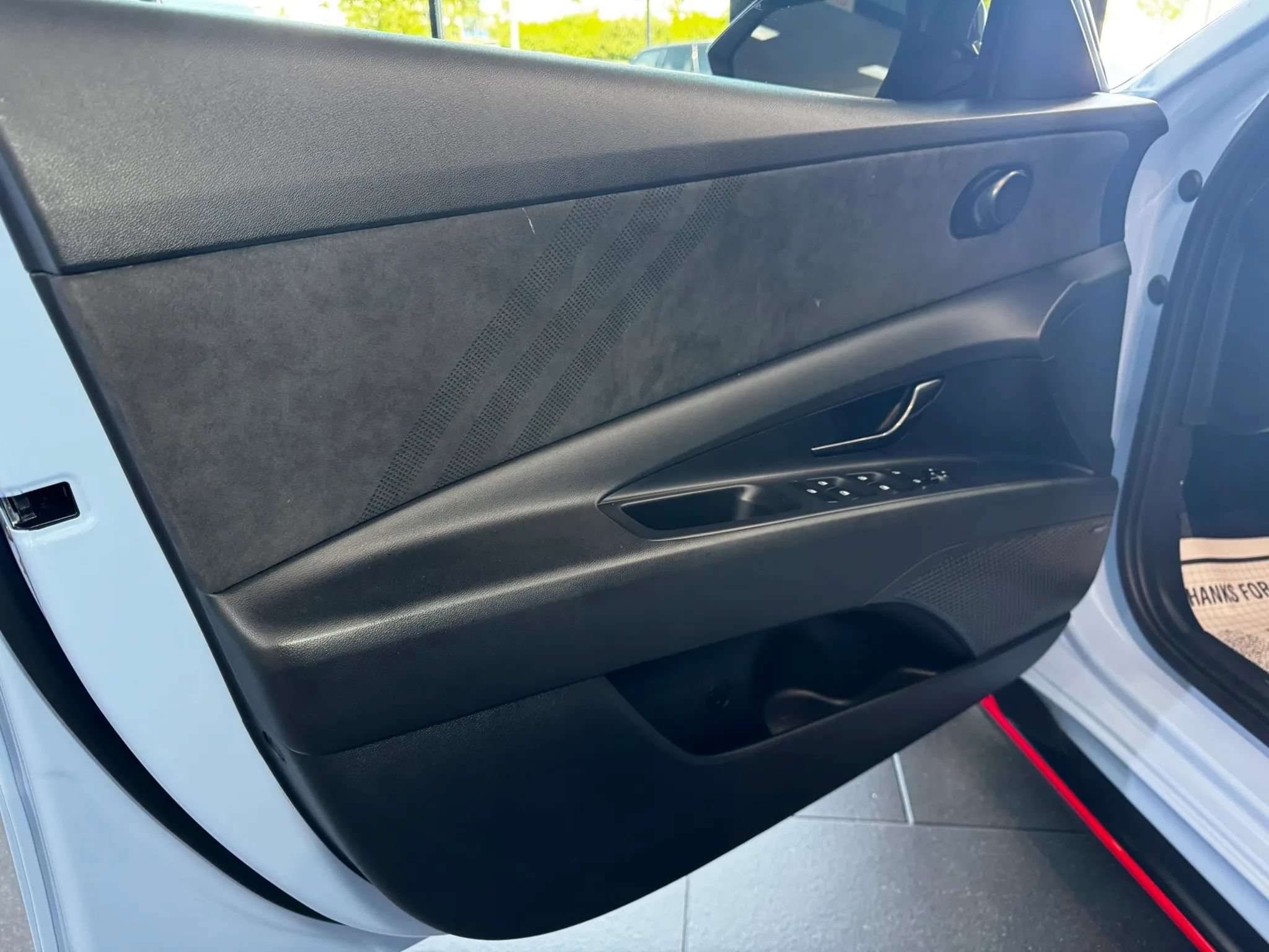 Used 2022 Hyundai Elantra N FWD image 19