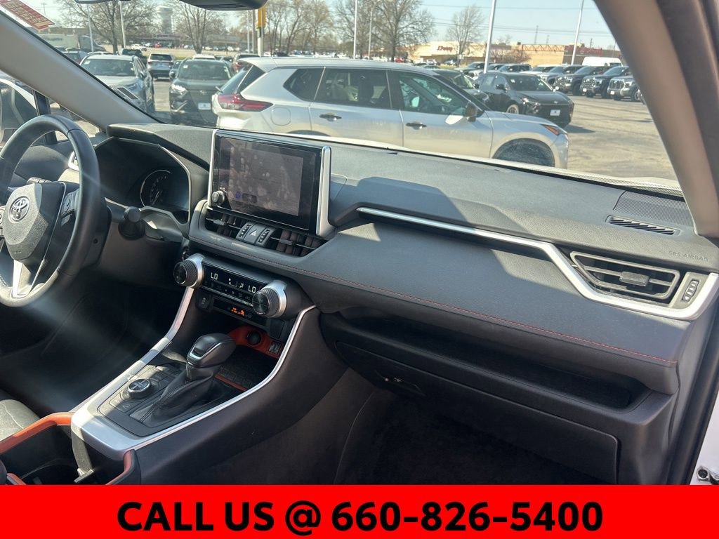 Used 2024 Toyota RAV4 Adventure image 7