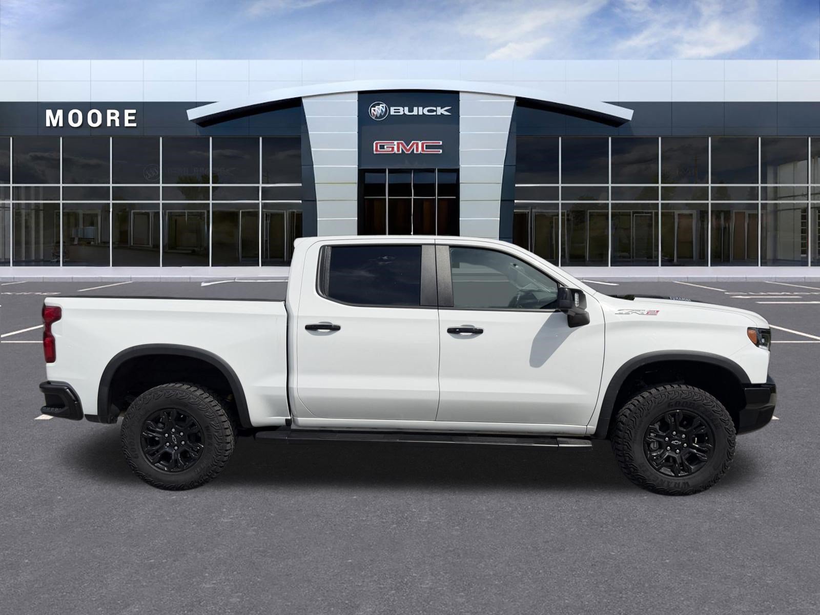 Used 2024 Chevrolet Silverado 1500 ZR2 w/ Technology Package AWD/4WD image 2
