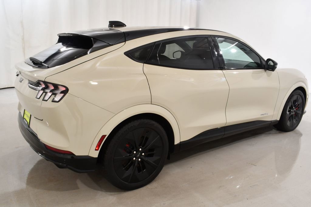 Used 2025 Ford Mustang Mach-E GT image 11