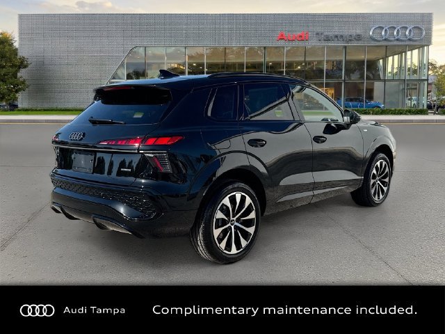 New 2026 Audi Q3 quattro 2.0T AWD/4WD image 3