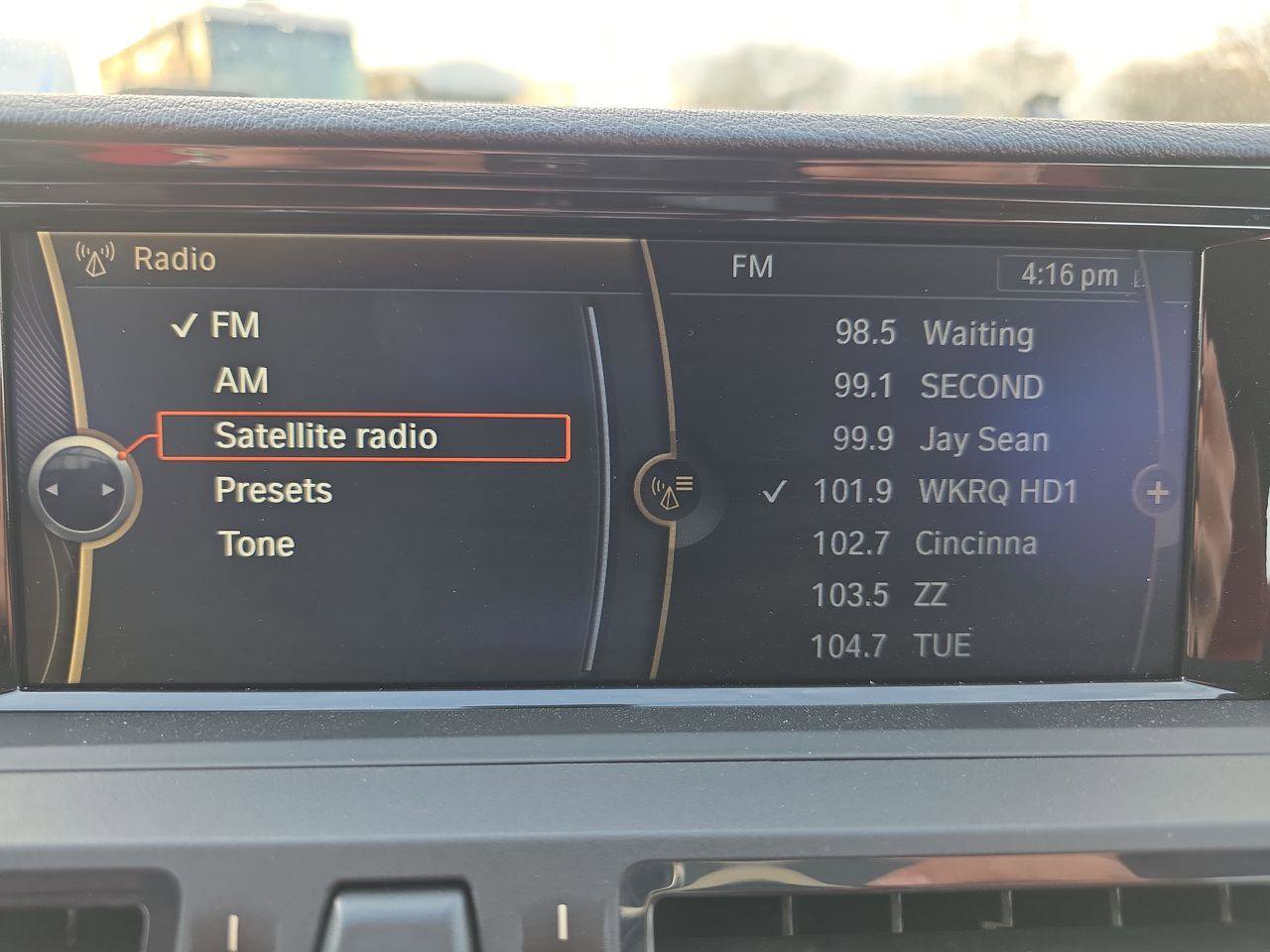 Used 2015 BMW Z4 sDrive28i image 29