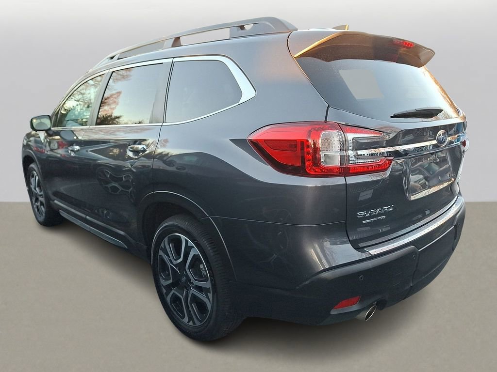 Used 2023 Subaru Ascent Touring image 5
