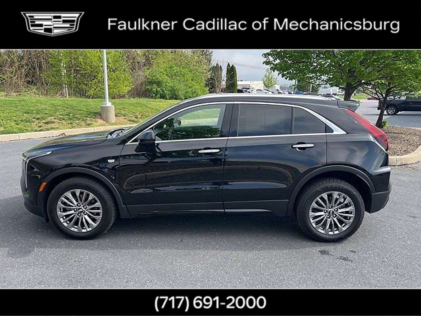Used 2025 Cadillac XT4 Premium Luxury image 35