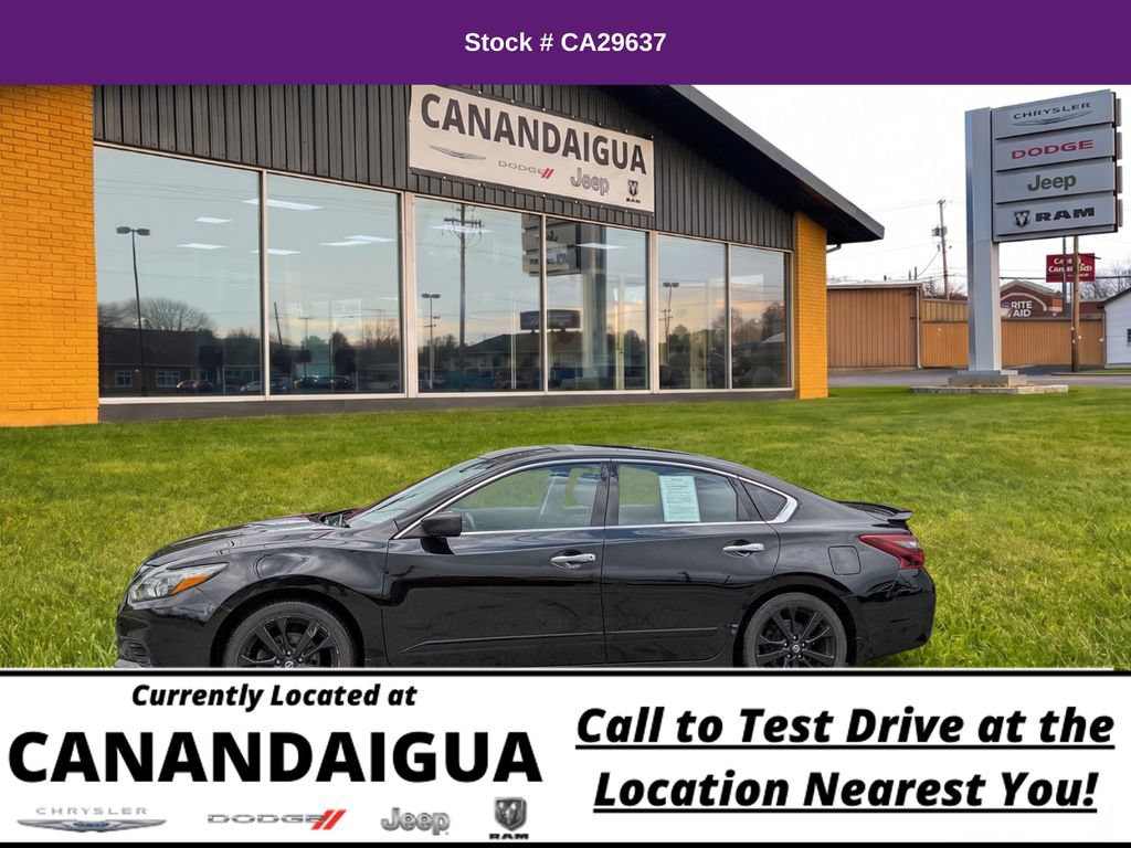 Used 2017 Nissan Altima 2.5 SR w/ Midnight Edition Package FWD image 4