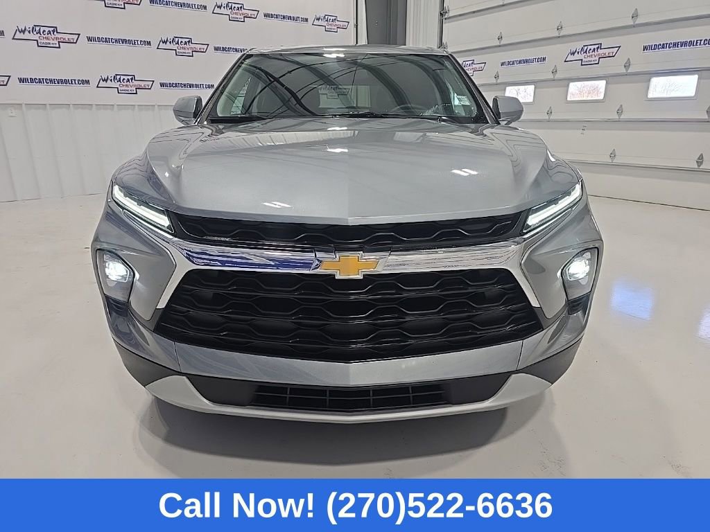 Used 2025 Chevrolet Blazer LT image 11