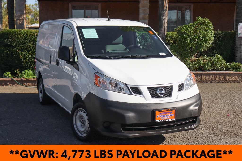 Used 2017 Nissan NV200 S FWD image 2