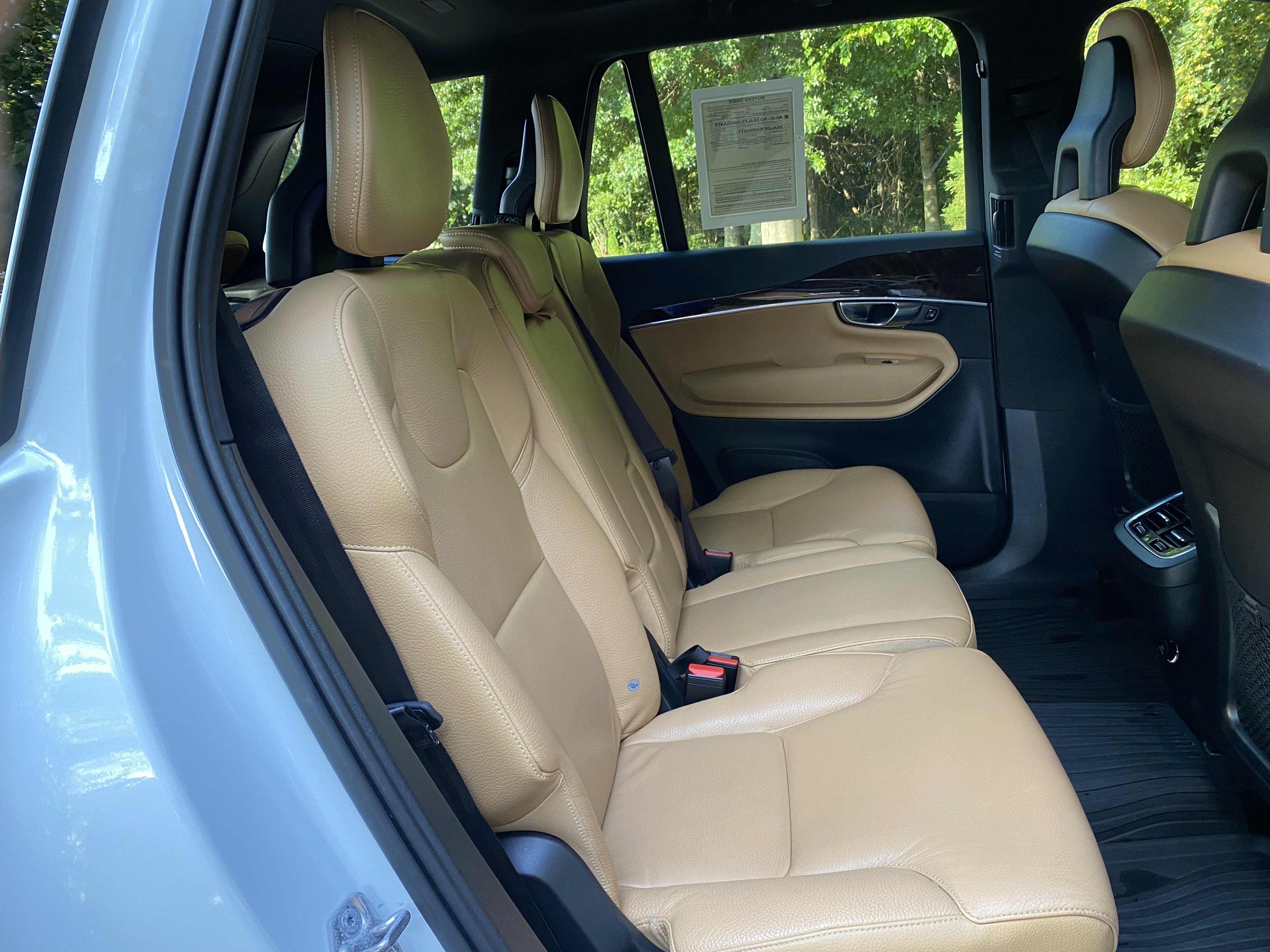 Used 2018 Volvo XC90 T6 Momentum w/ Convenience Package AWD/4WD image 36