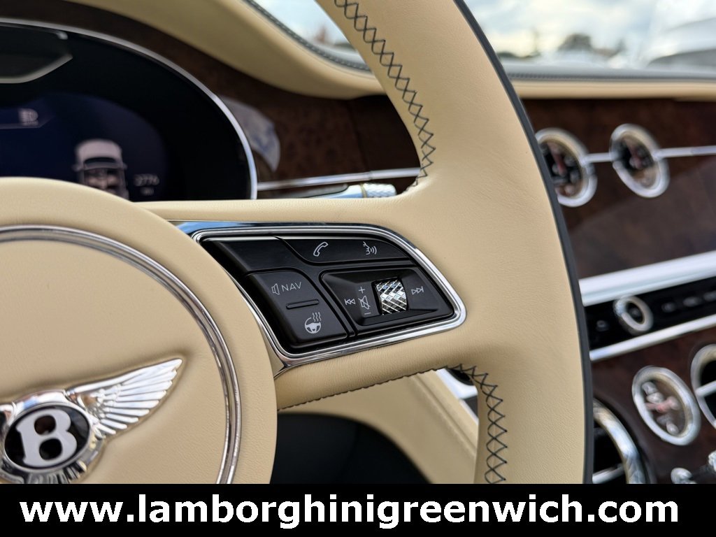 Used 2023 Bentley Continental GT Azure image 40