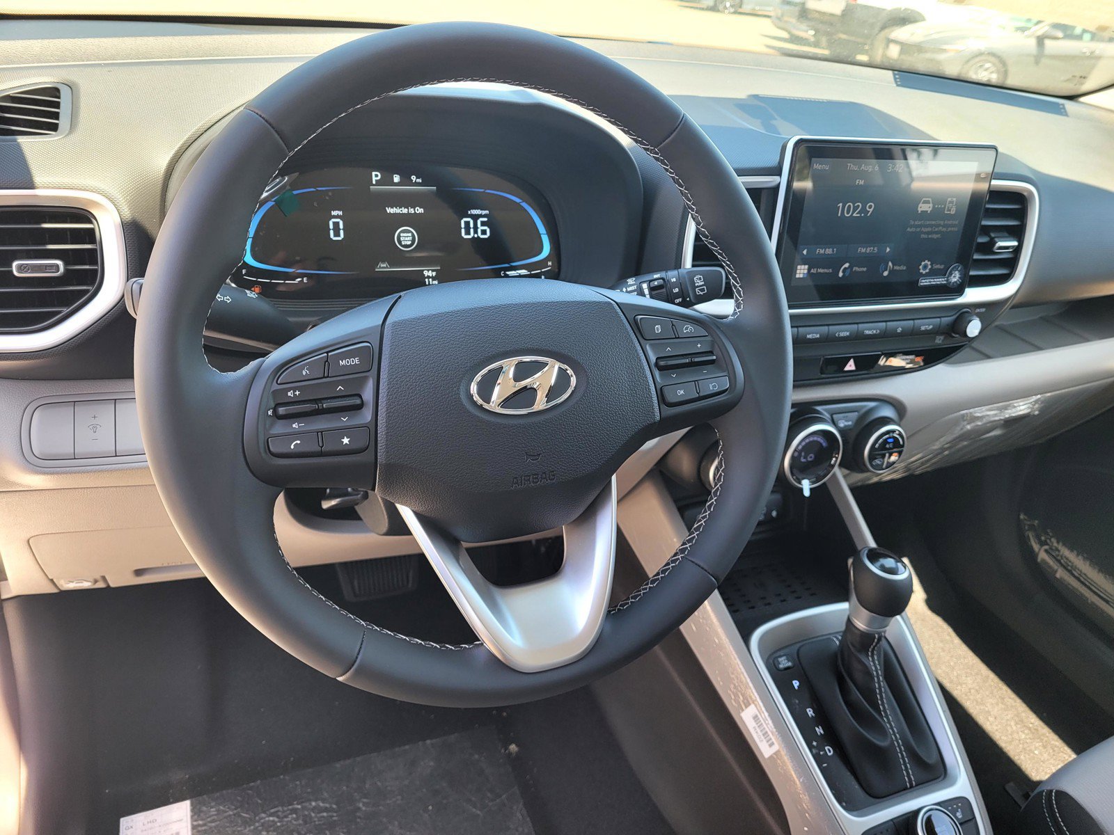 New 2026 Hyundai Venue SEL FWD image 9