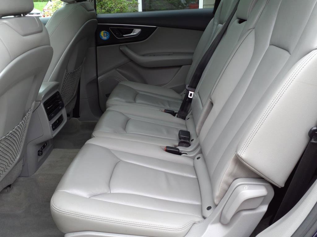 Used 2020 Audi Q7 3.0T Premium Plus w/ Premium Plus Package image 8