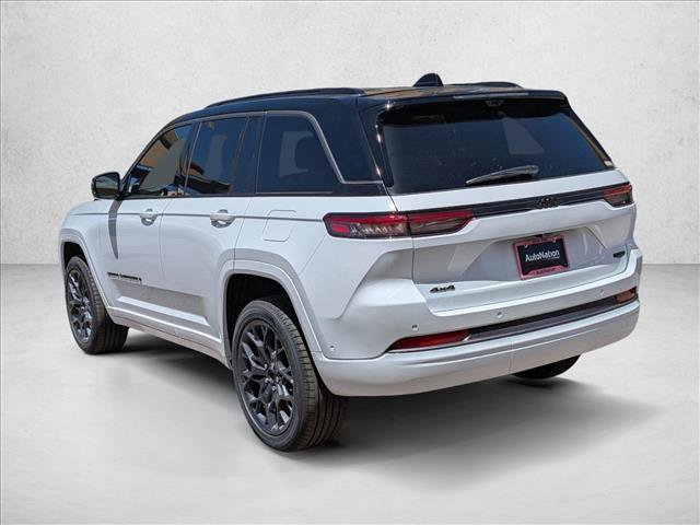 New 2026 Jeep Grand Cherokee Summit AWD/4WD image 9