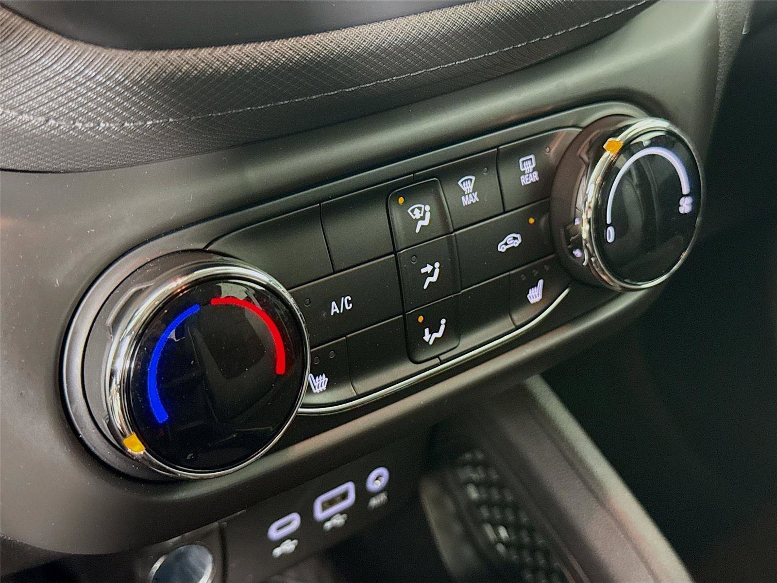 Used 2023 Chevrolet TrailBlazer LT image 16