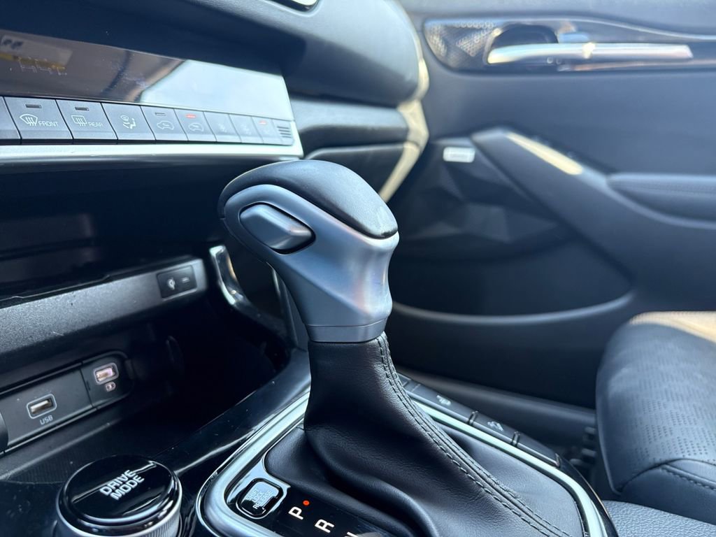 Used 2021 Kia Seltos SX w/ SX Sunroof Package image 29