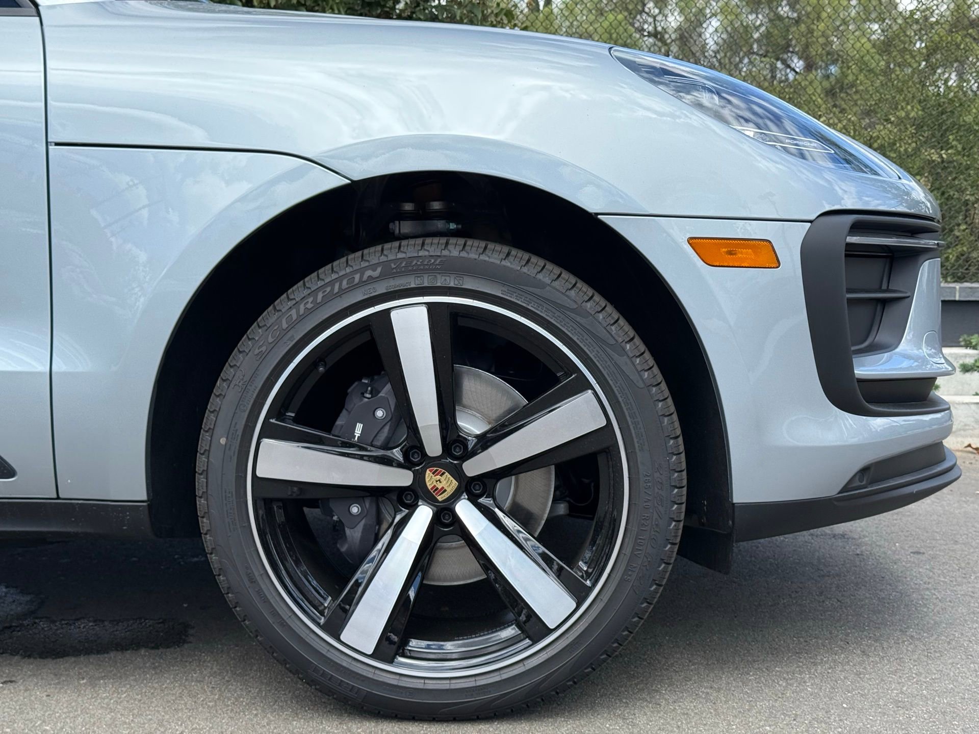 Used 2026 Porsche Macan image 12