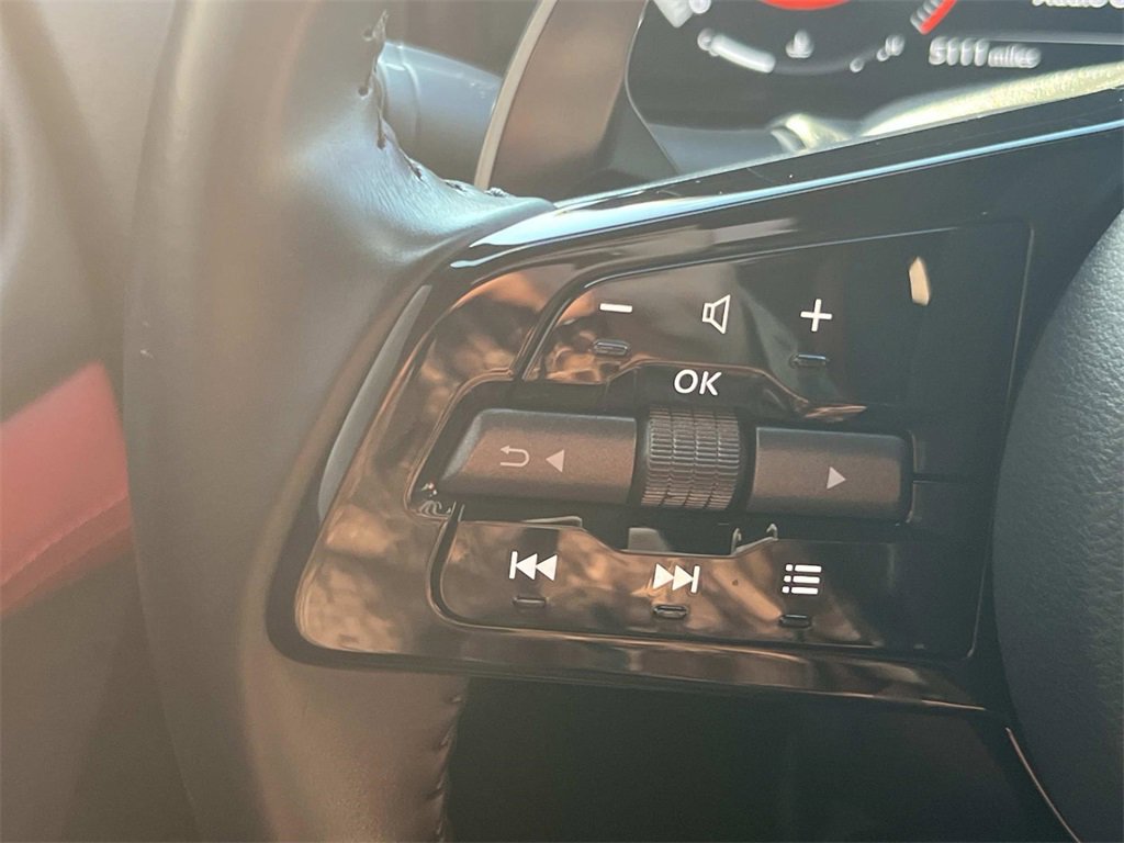 Used 2024 Nissan Z Performance w/ Floor Mat Package image 25