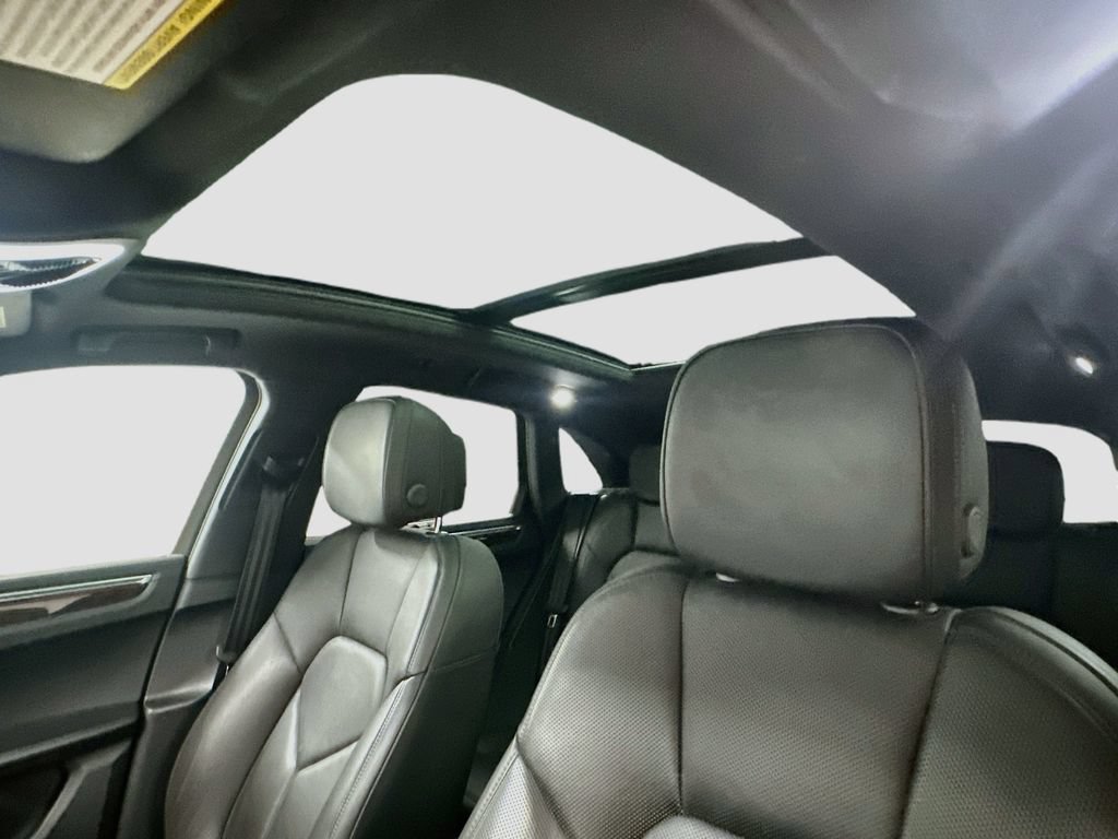 Certified 2017 Porsche Macan S AWD/4WD image 22