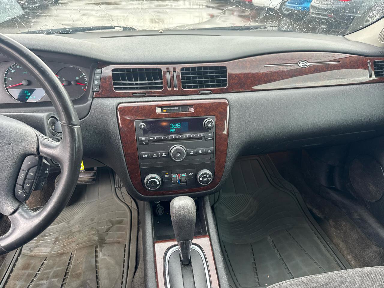 Used 2011 Chevrolet Impala LT image 10