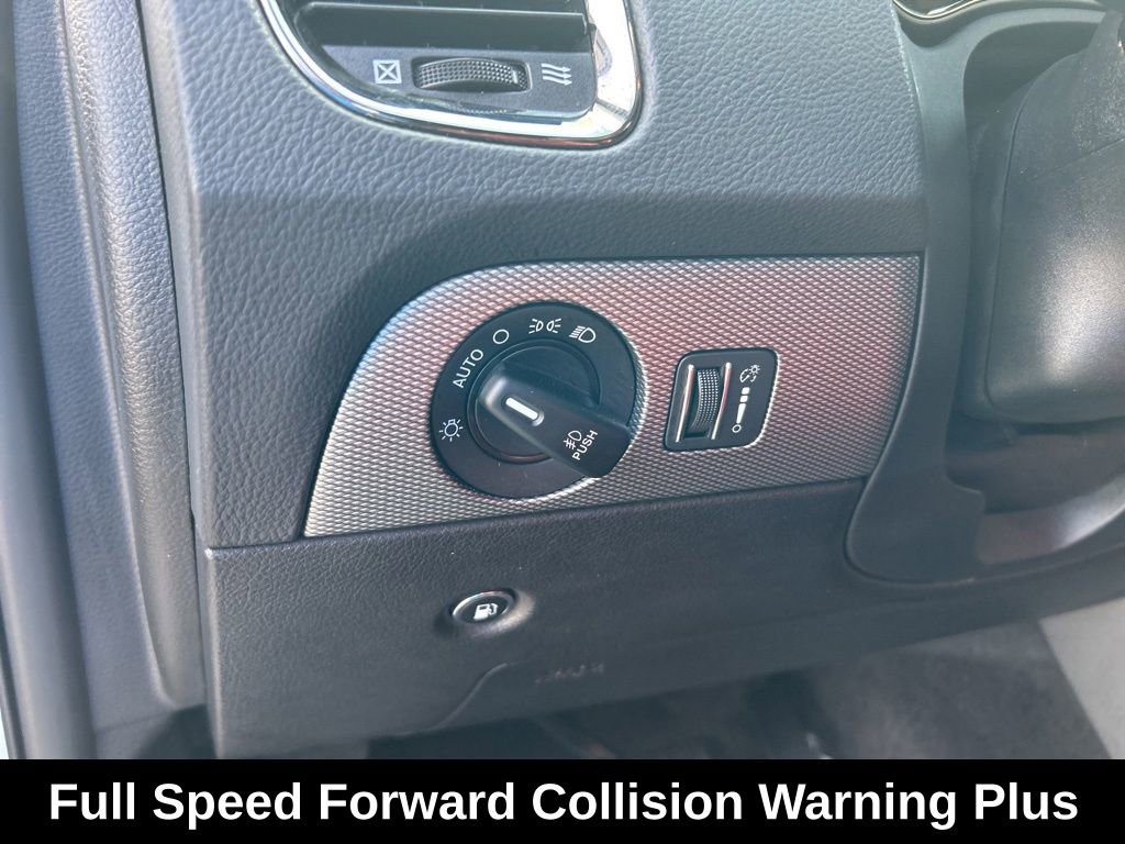 Certified 2019 Dodge Durango R/T w/ Technology Group image 38