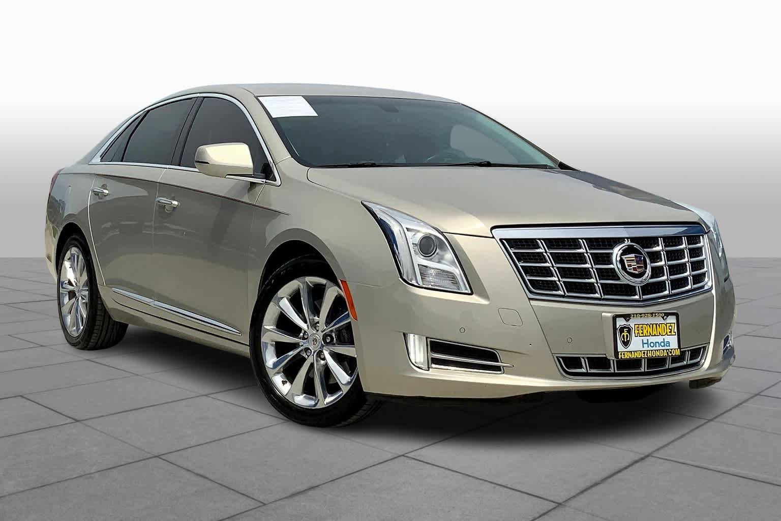 Used 2013 Cadillac XTS Luxury FWD image 3