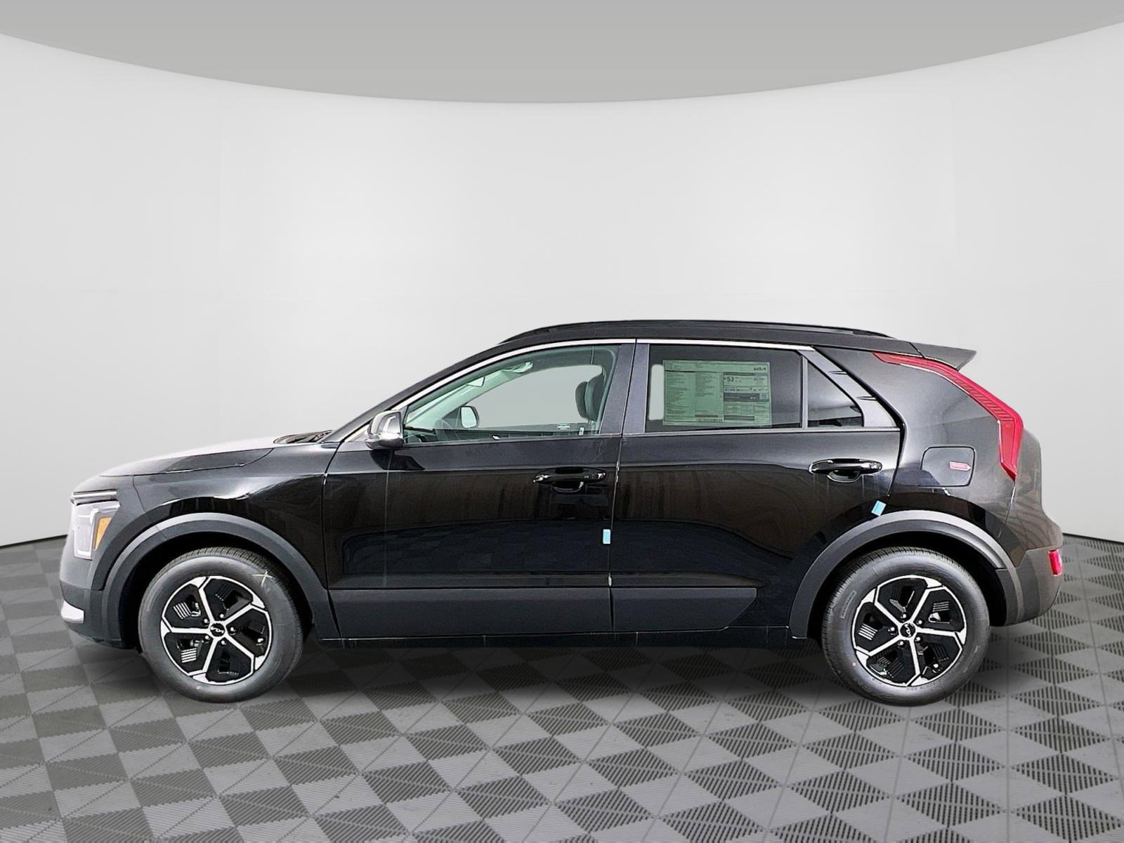 New 2025 Kia Niro EX image 28