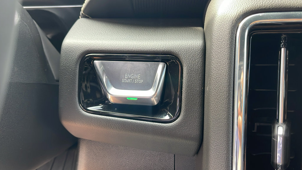 New 2026 GMC Yukon Elevation w/ Elevation Premium Package AWD/4WD image 23
