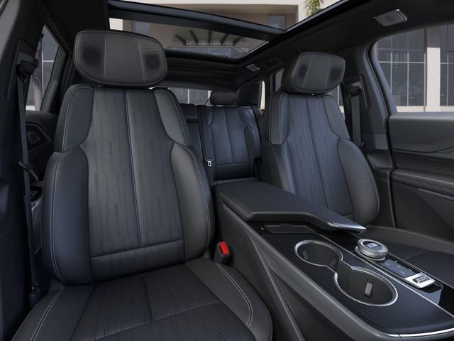 New 2026 Cadillac Lyriq Signature Sport AWD/4WD image 16
