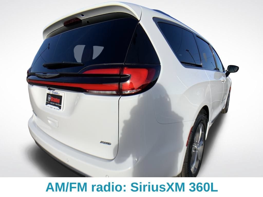 New 2026 Chrysler Pacifica Pinnacle AWD/4WD image 6