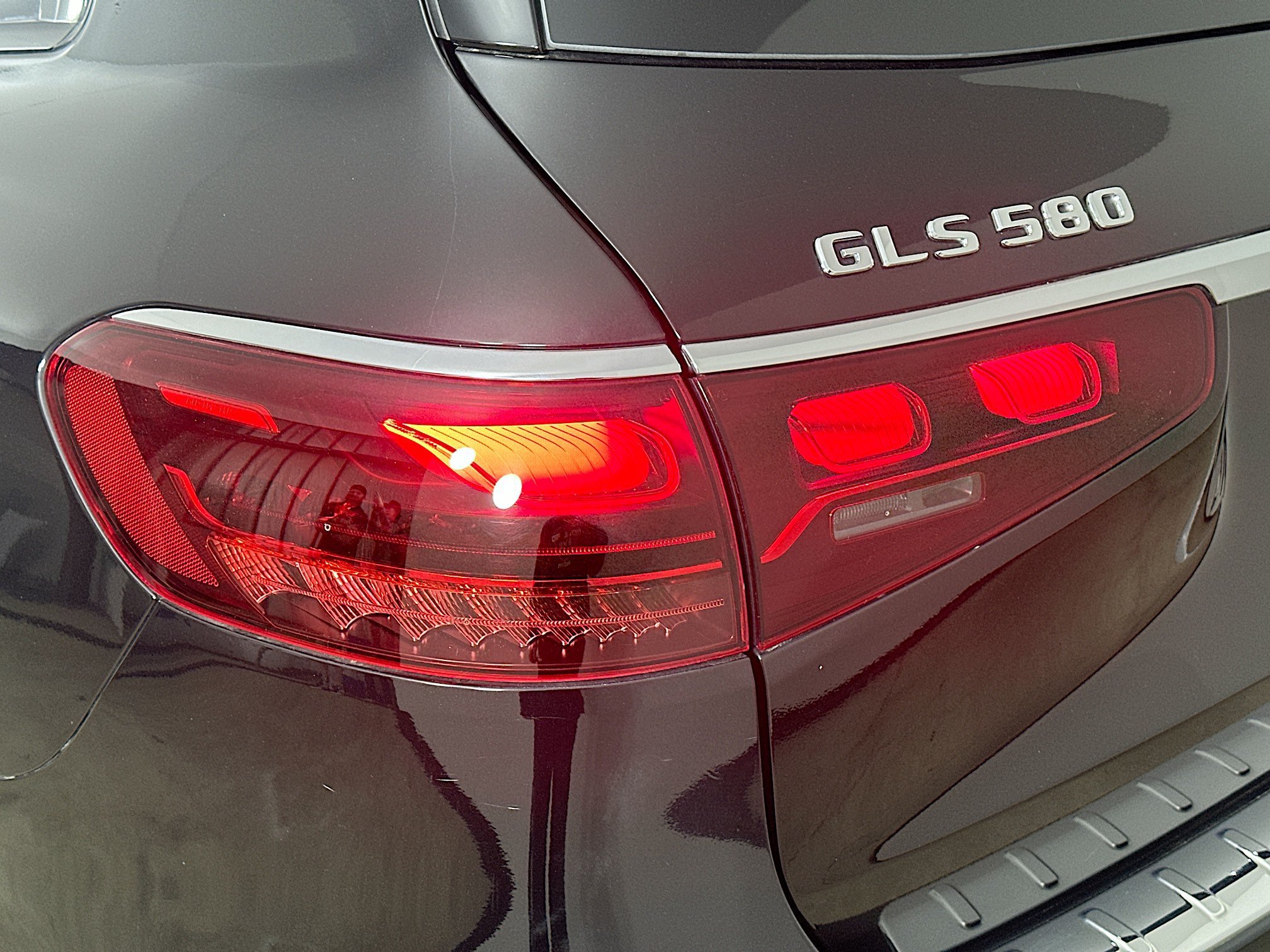 Used 2024 Mercedes-Benz GLS 580 4MATIC image 42