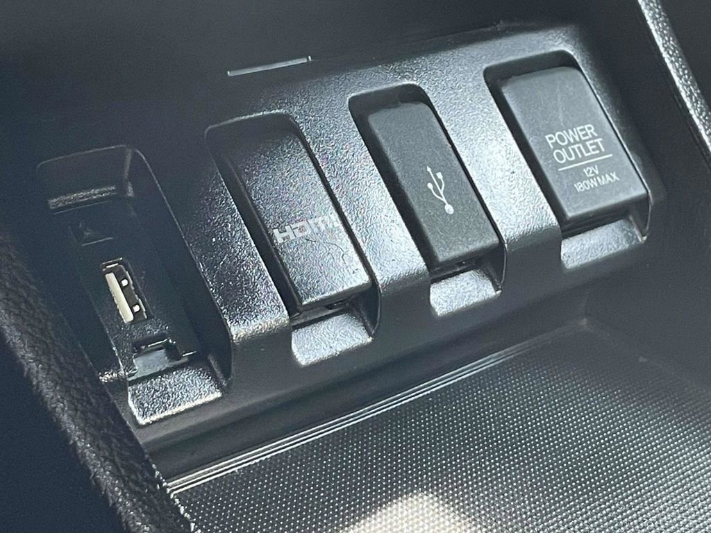 Used 2017 Honda HR-V EX-L image 38