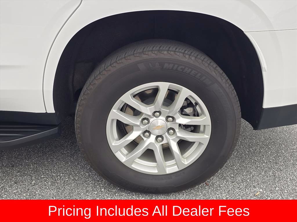 Used 2024 Chevrolet Tahoe LT w/ Luxury Package AWD/4WD image 15