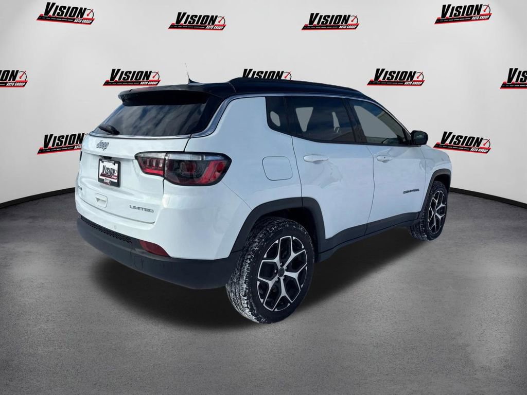Used 2025 Jeep Compass Limited image 5