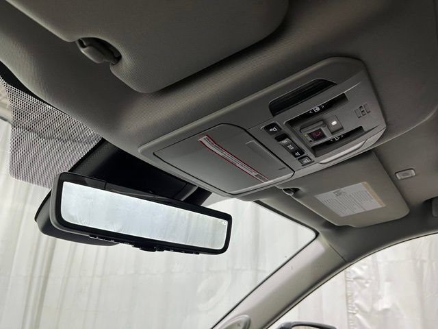 Used 2023 Toyota Highlander Platinum AWD/4WD image 26