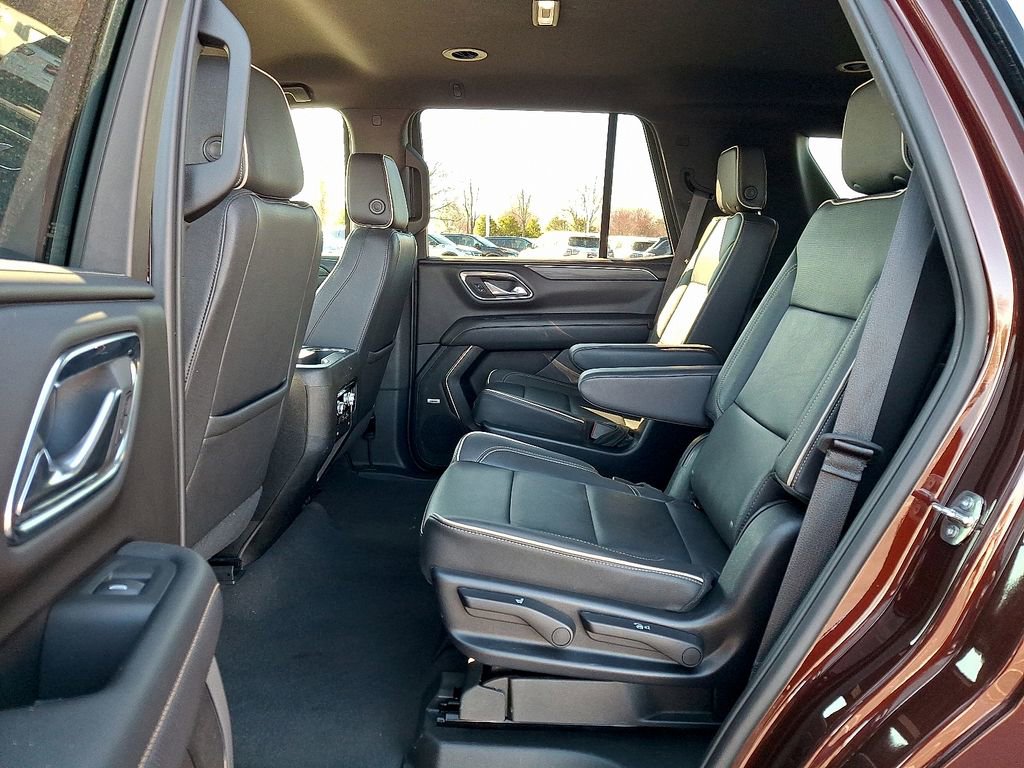 Used 2023 GMC Yukon SLT image 10